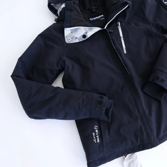 Sunice Gore-Tex Black Hooded Performance Jacket with Hood  Size 6 - Picture 8 of 15